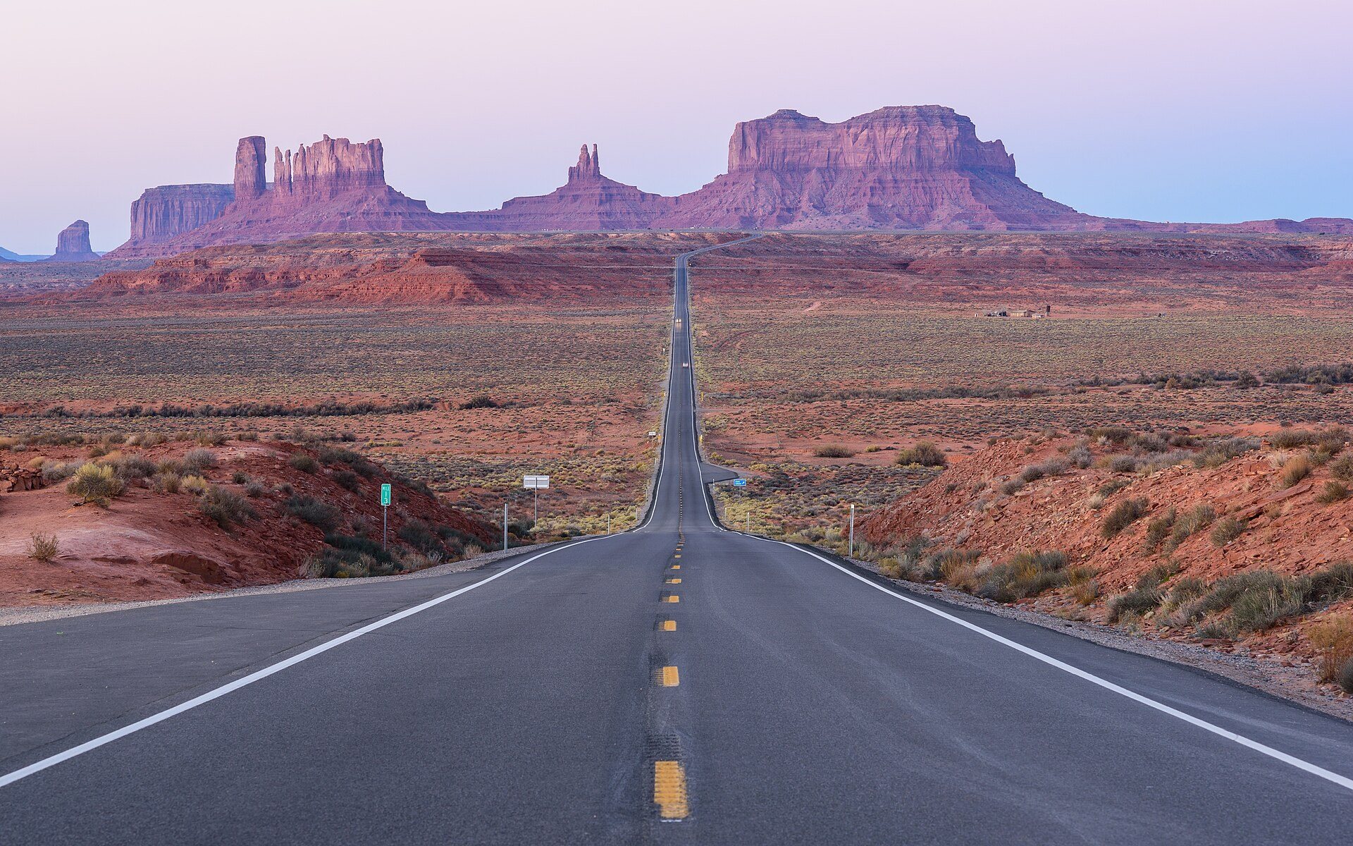 Straße im Monument Valley, USA